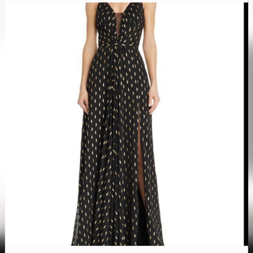 AQUA Metallic Gold and Black Plunging IllusionGown